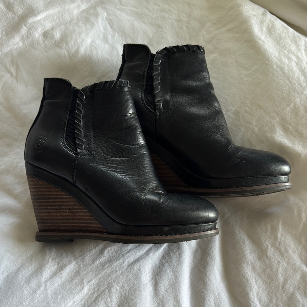 Ariat Leather Whip Stitch Bootie (LIMITED EDITION)